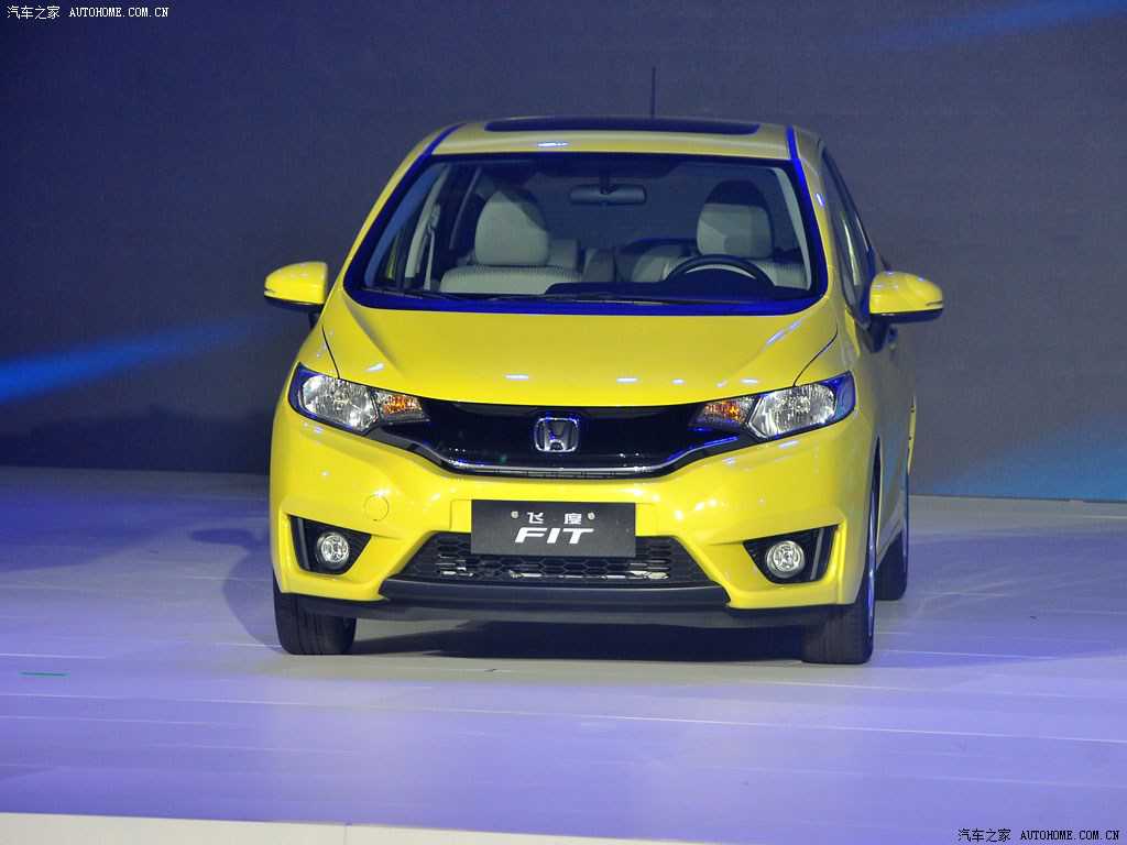 中国十大黄色软件,科技护航，安全驾驶——打造绿色出行新天地，汽车之家引领行业先锋-1