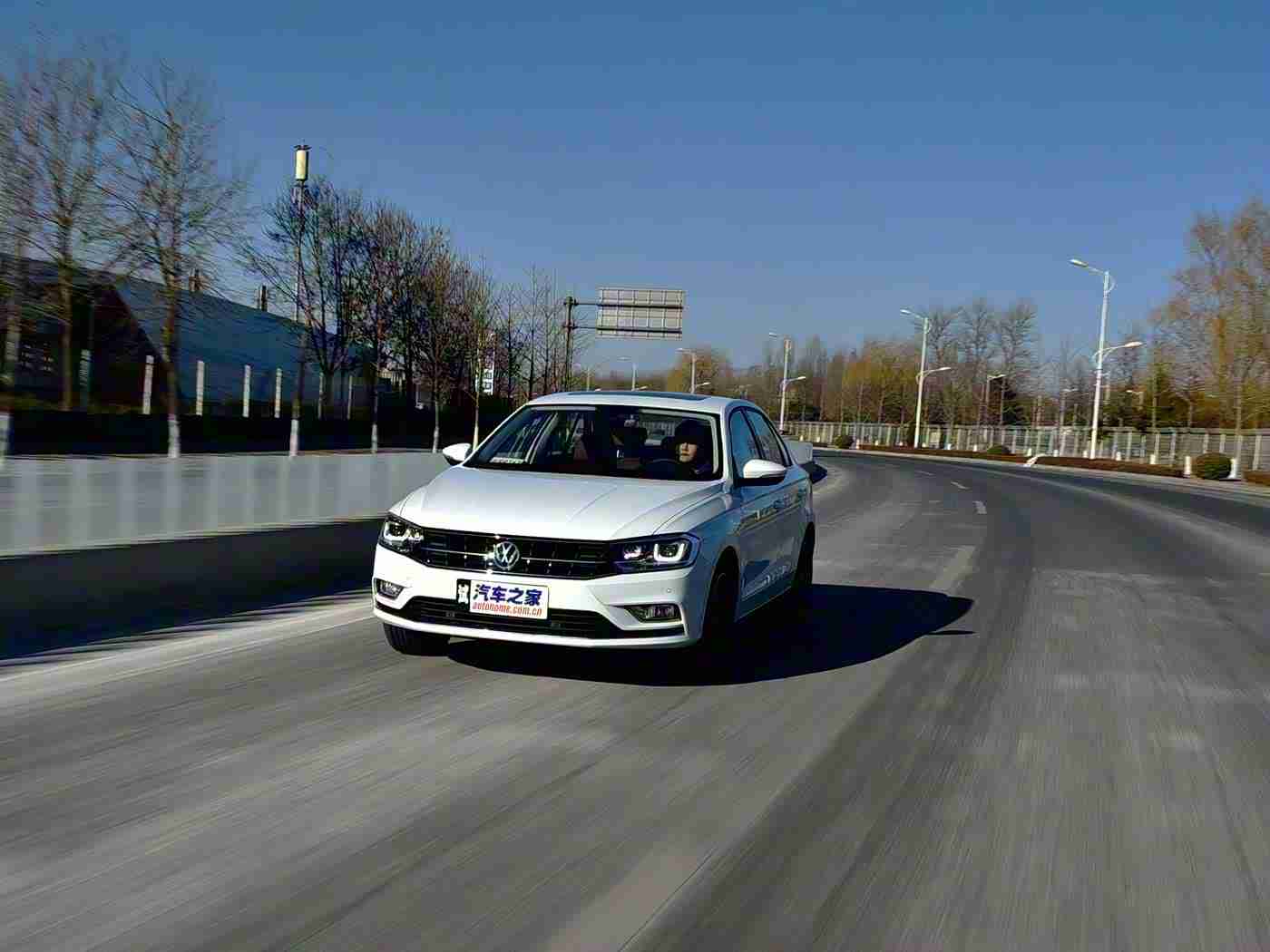 XVDEVIOS中文版安装包功能介绍,智能驾控新篇章，XVDEVIOS焕新出行体验-1