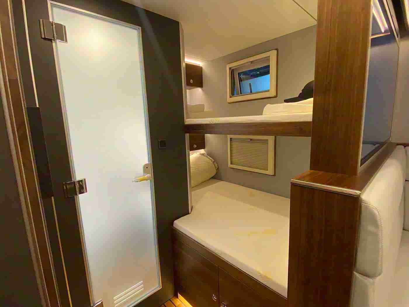 天美传媒麻豆,汽车营销新风尚：娱乐跨界助力品牌飞跃-1