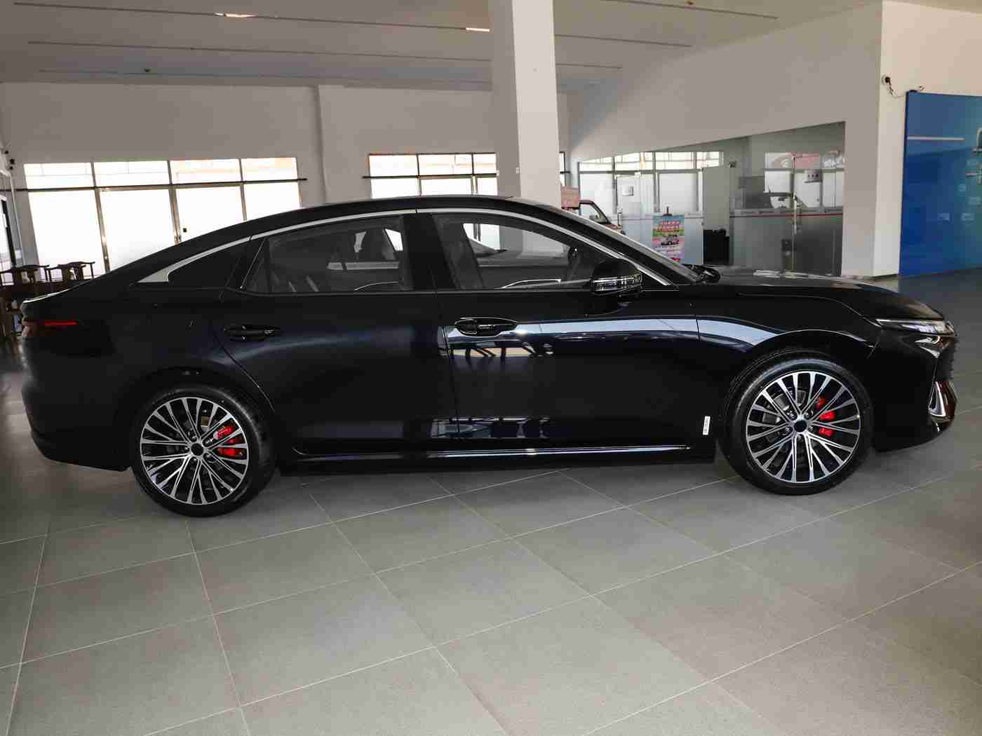 天天干天天舔,引领潮流，品质卓越——“天天干天天舔”汽车，创市场口碑新高峰-2