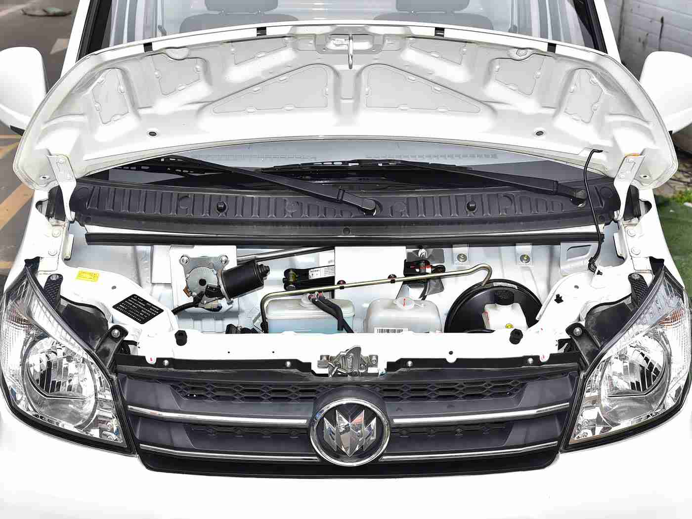 男女一起差差差软件,智能导航，定制驾享，AI助力，绿色出行，未来汽车新篇章-2