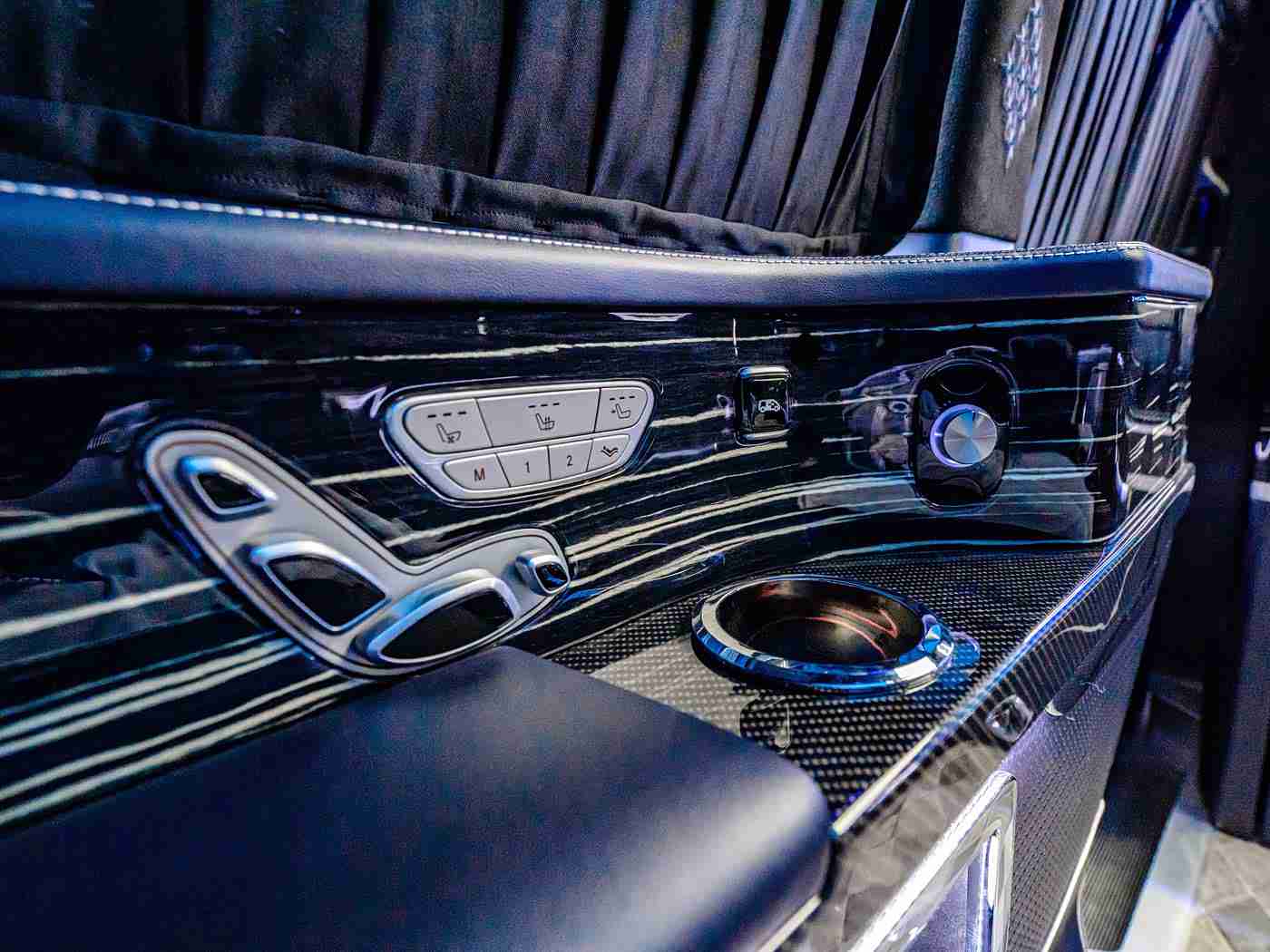 男人桶女人机机,独特设计引领潮流,“男人桶”车型诠释品质与科技魅力-4