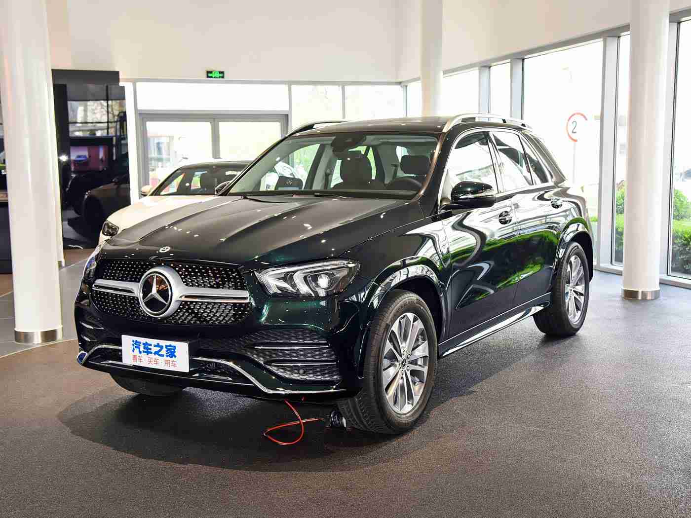 国产乱轮,新能源汽车崛起,国产品牌砥砺前行,共筑汽车强国梦-2