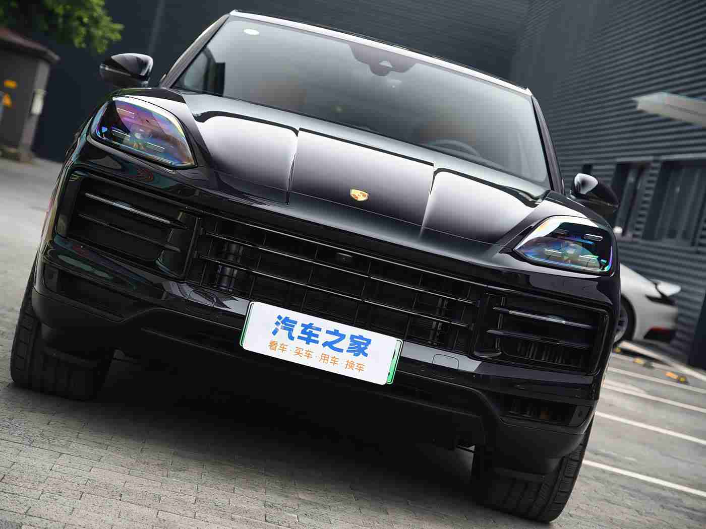 成人福利App导航入口,汽车出行神器：创新导航App助您轻松应对拥堵，告别寻车烦恼-1