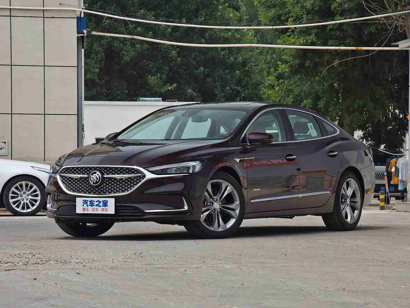 不用播放器看av,“绿色驱动，科技领航——新能源汽车魅力尽展未来风采”-2