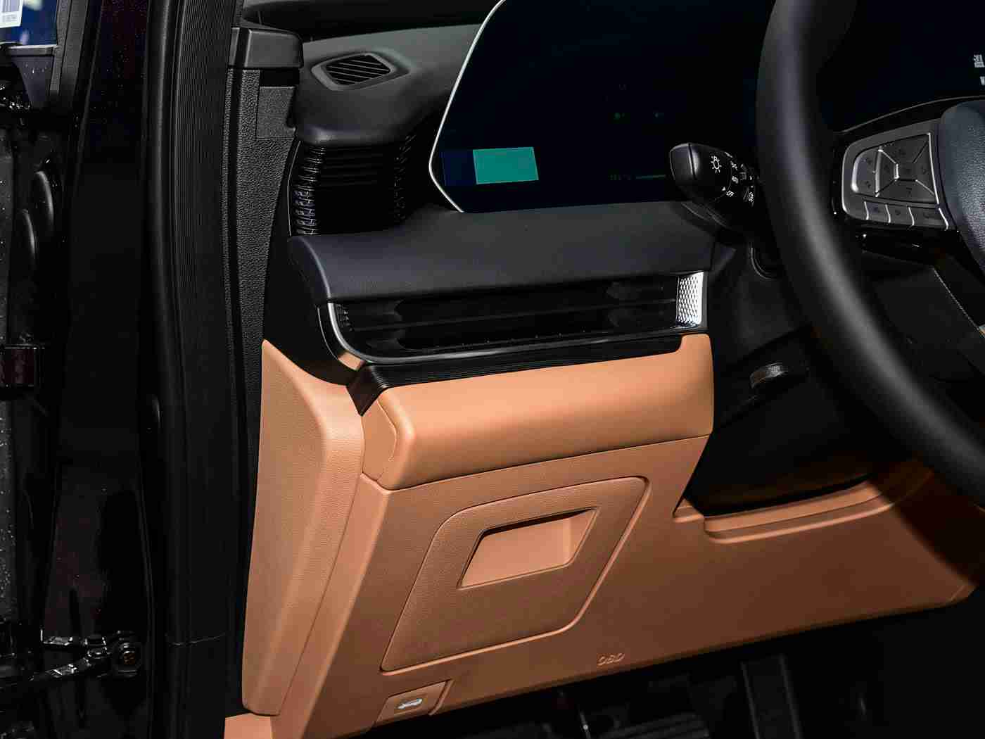 男生女生查查查,新能源汽车崛起，多元化需求满足，汽车行业变革未来可期-3