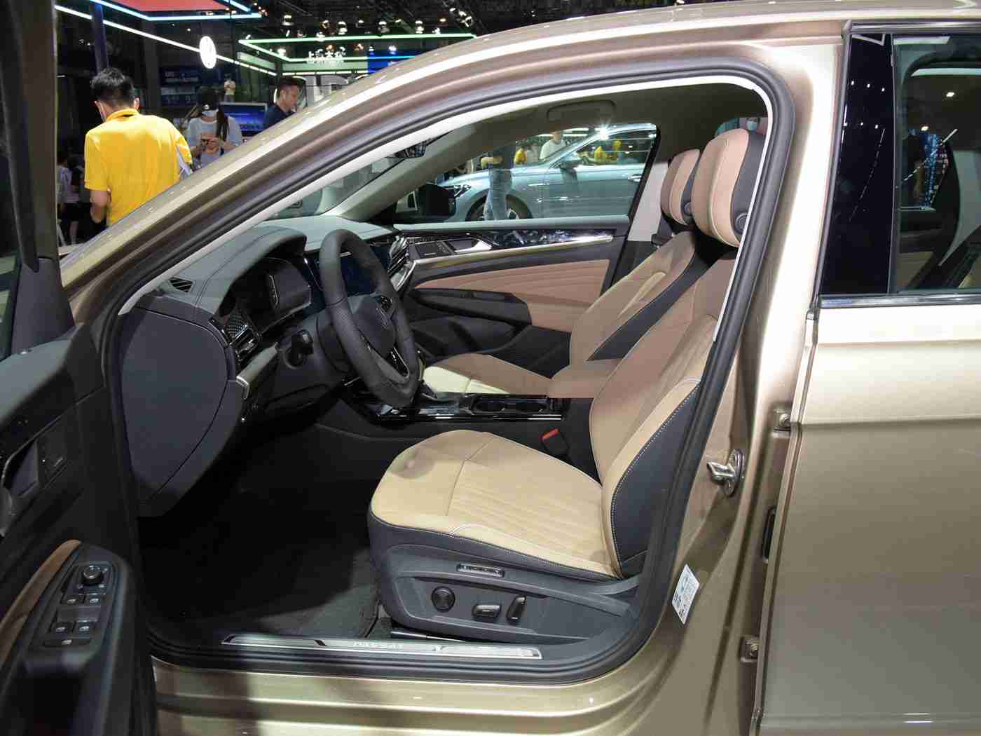 黄色软件app免费下载,智能出行新伙伴，免费解锁汽车生活宝库-4