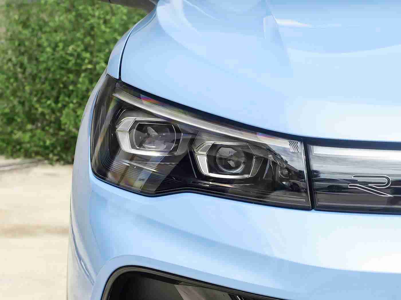 黄色软件3.0.3免费,智能领航，免费护航，未来驾驶新篇章-2