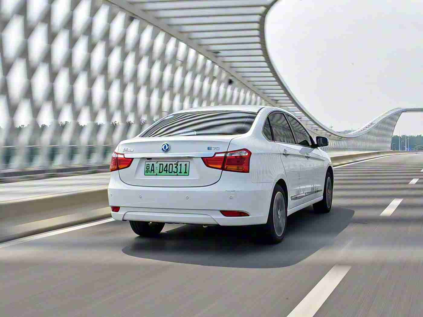 挠脚心+折磨+抹油,汽车保养革新,三步到位,焕新驾驭体验-4