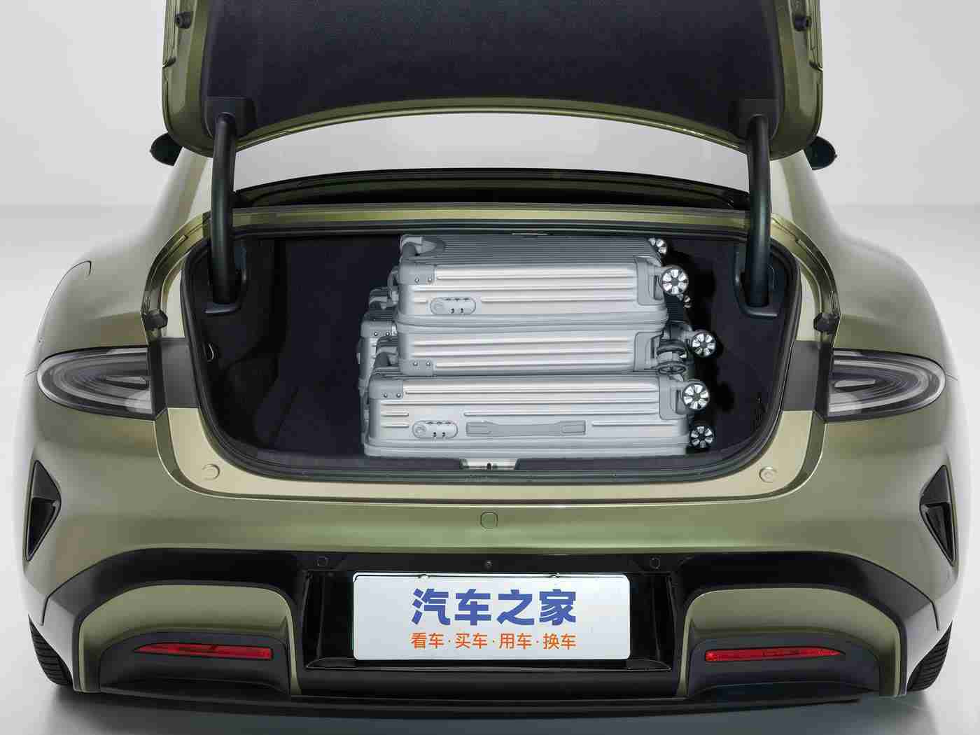 成人电影国产,国产汽车崛起,技术创新与文化自信并重:揭秘国产品牌的崛起之路-2