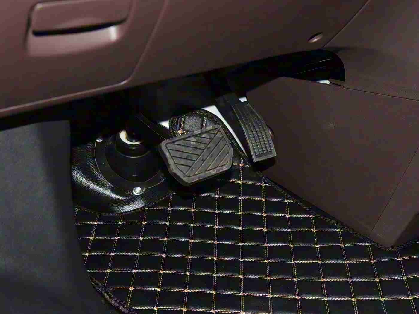 男女差差软件,智能驾驶新突破：个性化系统助力男女驾驶者安全舒适出行-4