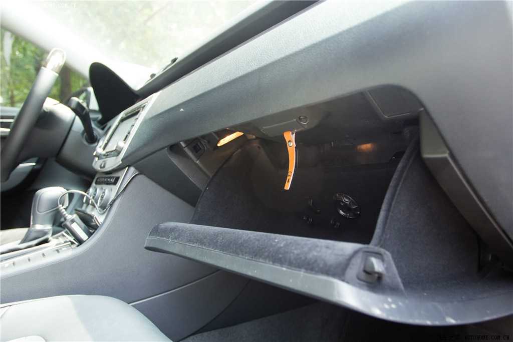 推特9.1免费版安装,“智能升级新选择：揭秘汽车智能系统安装全过程，让驾驶更安全便捷”-4