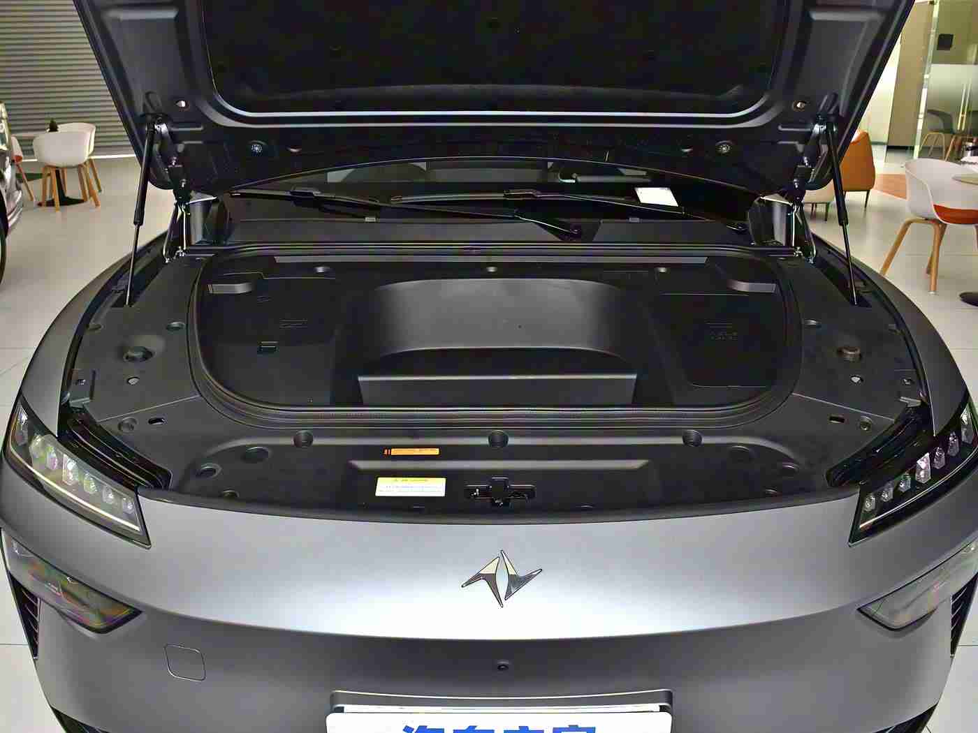 男人和女人上床软件,智能出行新篇章：汽车互联、人性化服务与绿色环保引领未来出行体验-2