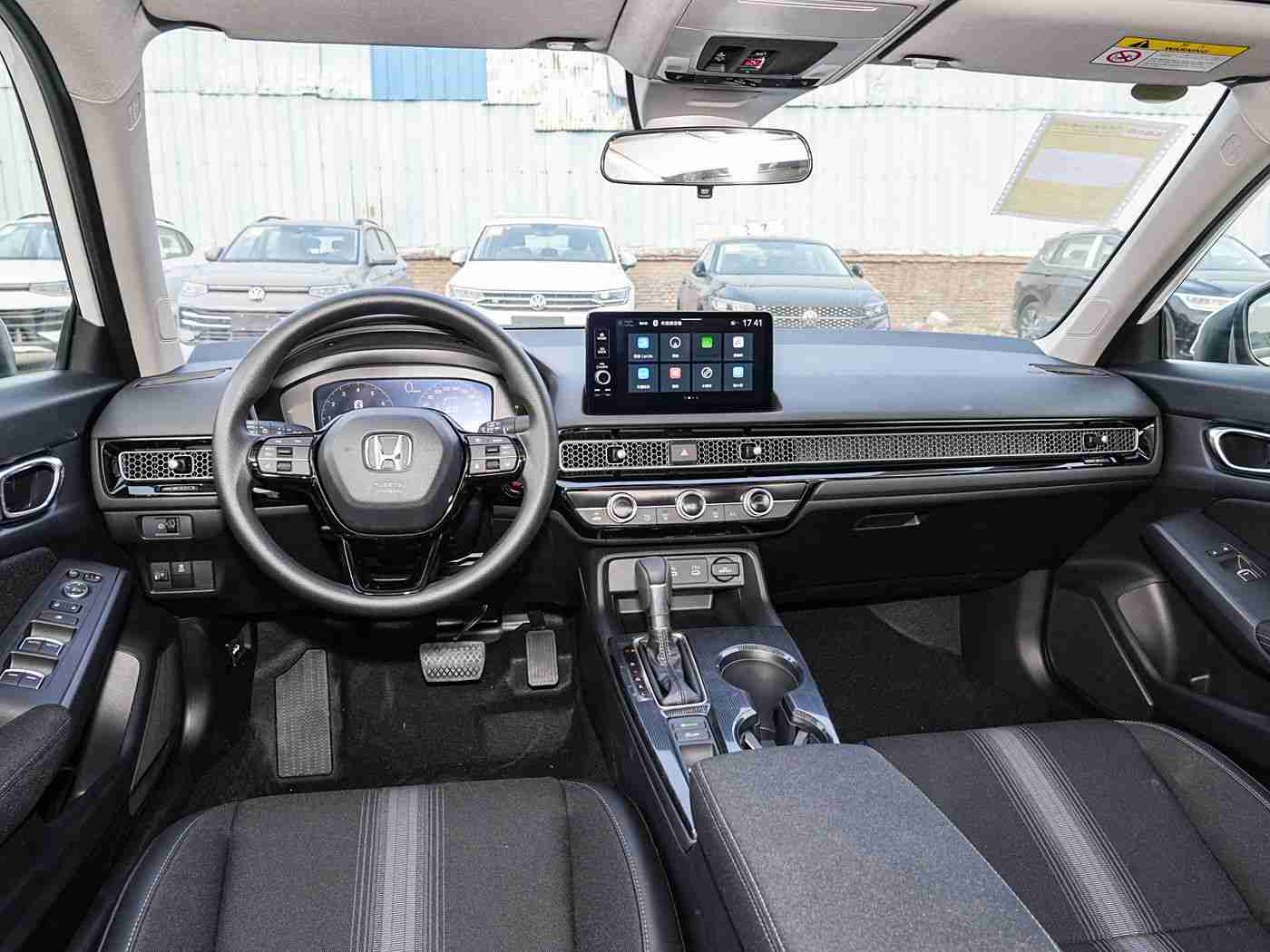 天天射天天,新能源汽车市场风头正劲，创新技术助力绿色出行，天天射天天引领行业新潮流-1