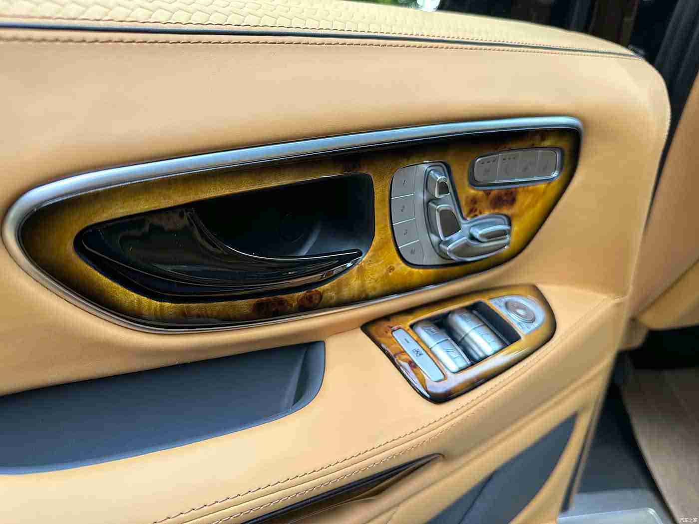 国内AV,先锋设计，智领未来SUV，引领潮流新风尚-1