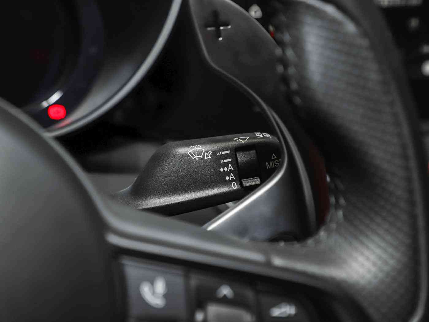 午夜商店,引领时尚潮流，智能安全双翼，“午夜商店”汽车震撼登场-2