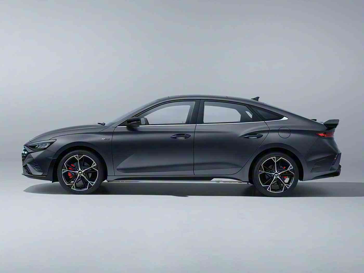 一区二区综合,驾驭未来,环保智能,尽在一汽二汽新锐座驾-3