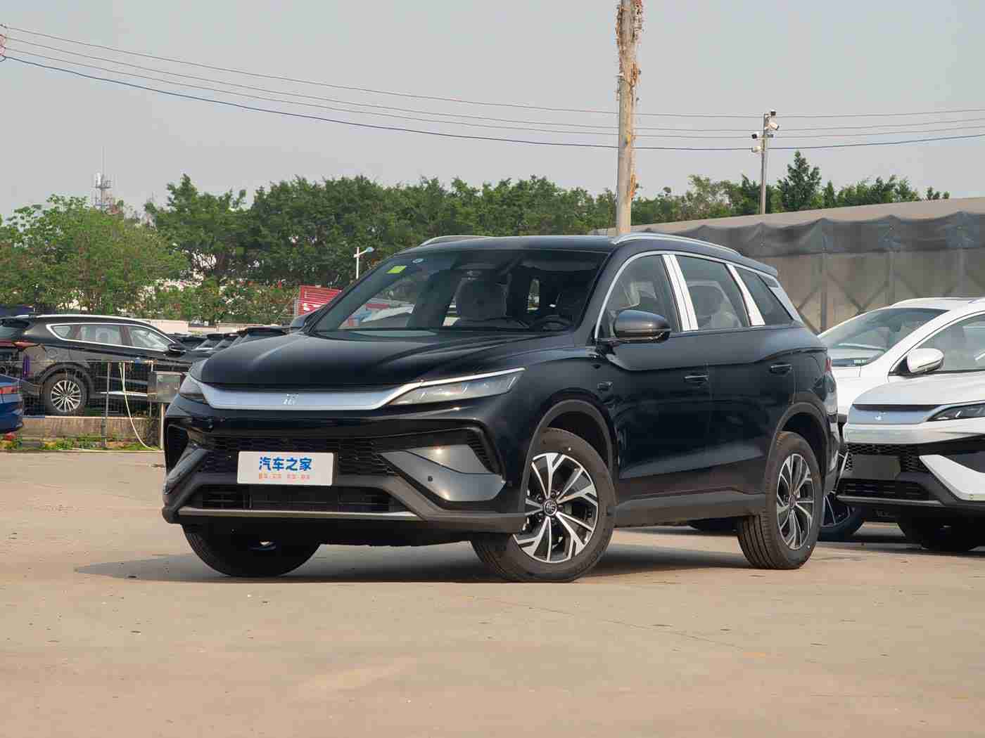 黑料吃瓜不打烊,热议不断:知名汽车品牌新车亮相,性能参数、驾驶体验及售后服务成焦点探讨-4