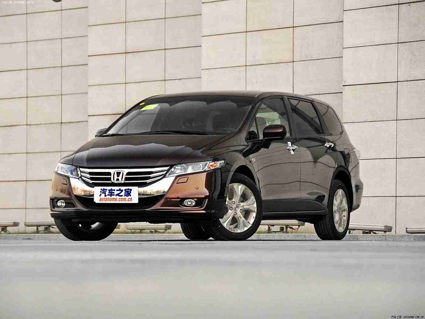 向日葵apple色板,汽车色彩新潮流：向日葵苹果红，唤醒驾驶新感受-1