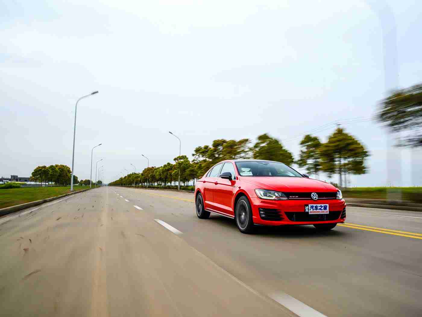 影音成人,汽车新宠来袭：沉浸式影音体验，智能科技引领未来出行-4