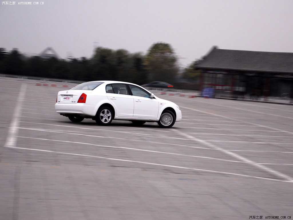 黄三色三色组成图片,闪耀黄三色,时尚新潮流:独特设计引领汽车界视觉盛宴-1