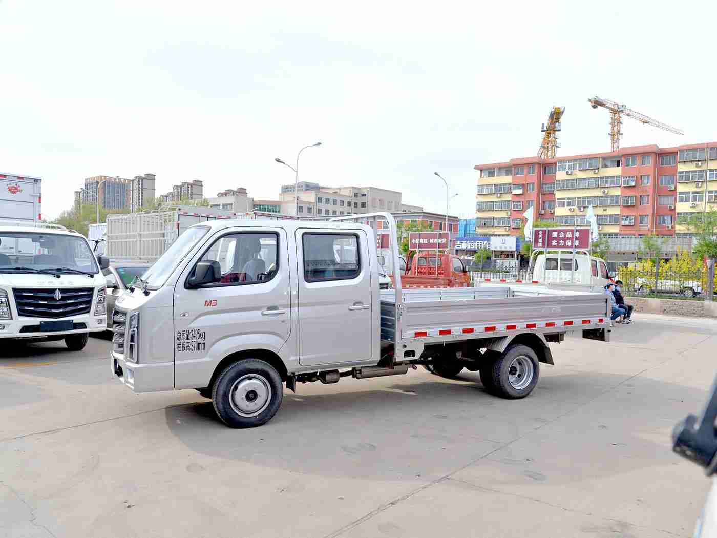 黄色软件下载3.0.3免费vivo,“免费智能车载新体验，vivo携手创新软件引领驾驶革命”-3