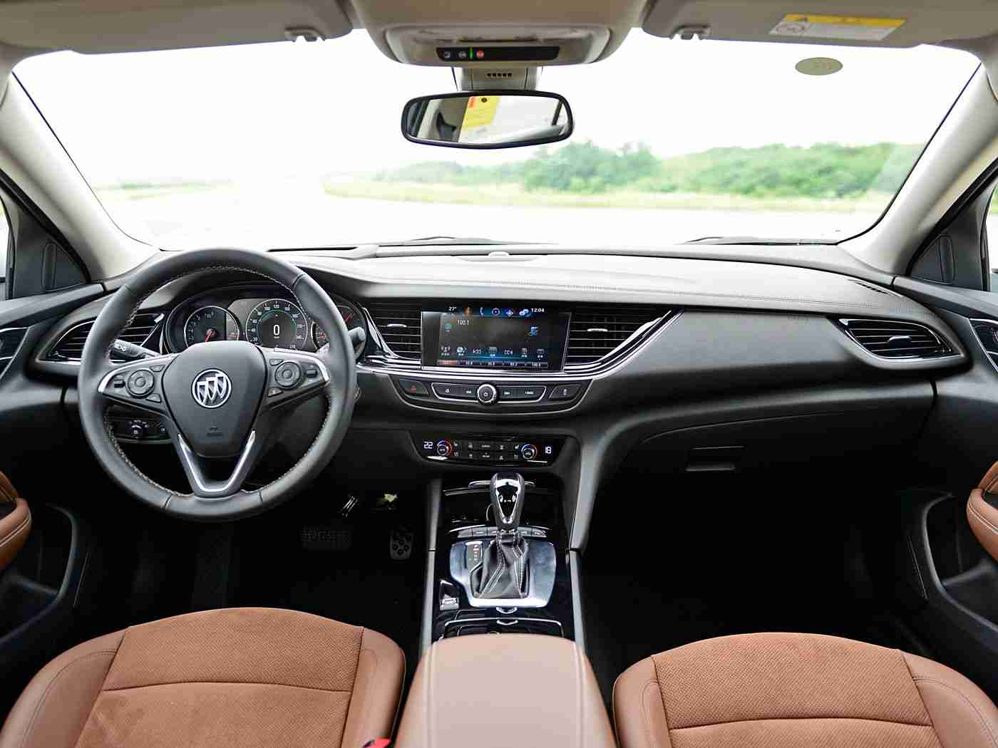 18+动漫,“动漫风潮席卷汽车界，科技与文化融合打造视觉盛宴：全新主题车型引领行业潮流-2