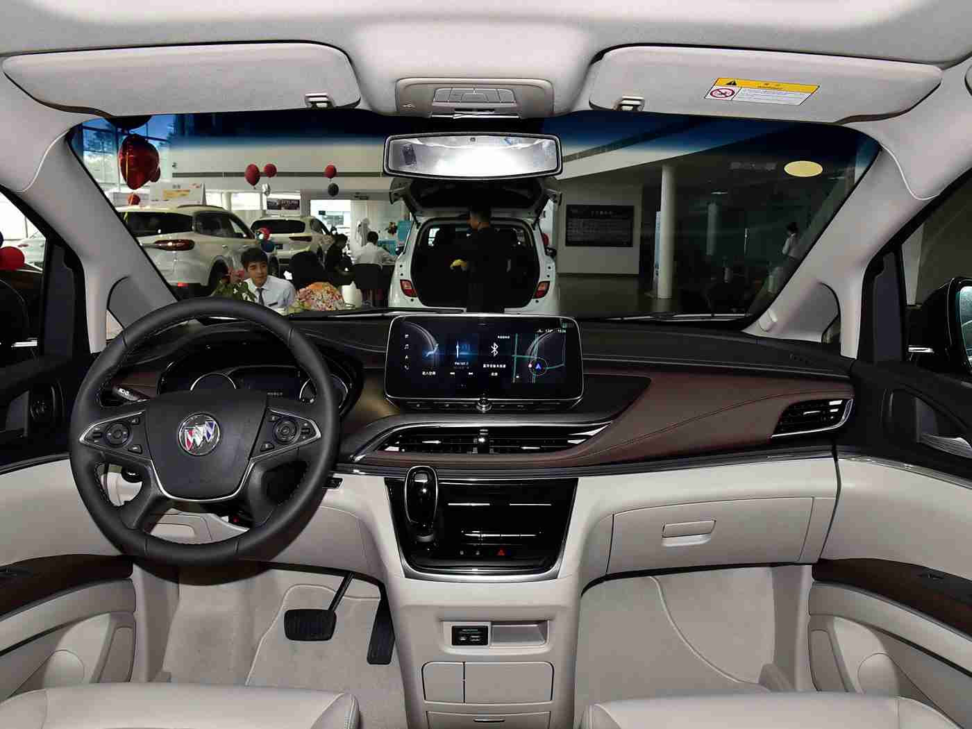 网站晚上你懂的,夜幕璀璨，智控未来——光影穿梭的智能SUV传奇-2