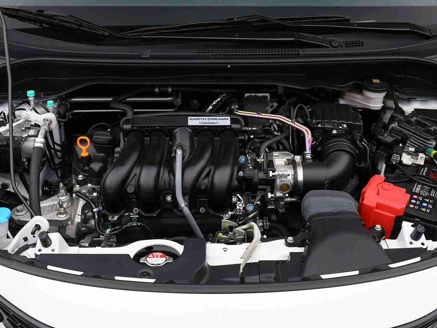 色多多视频APP,科技赋能驾驶新篇章，资讯娱乐两不误的智能车生活-1