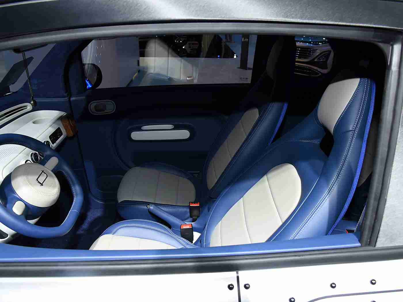 av三级,全新SUV“av三级”性能卓越，设计独特，市场前景备受期待-4