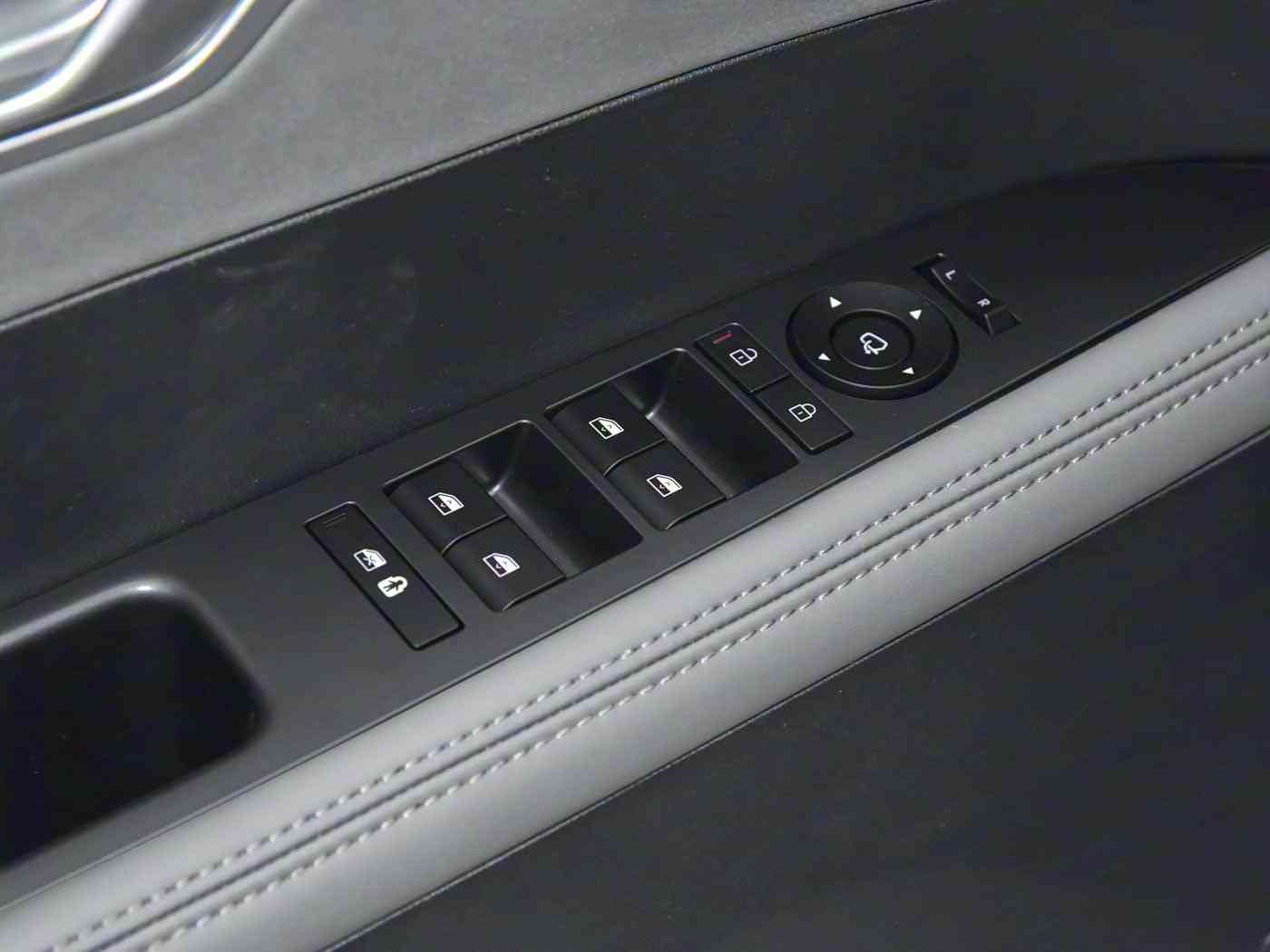 黄色APP软件,汽车APP新宠：便捷智能，车主生活更美好-1