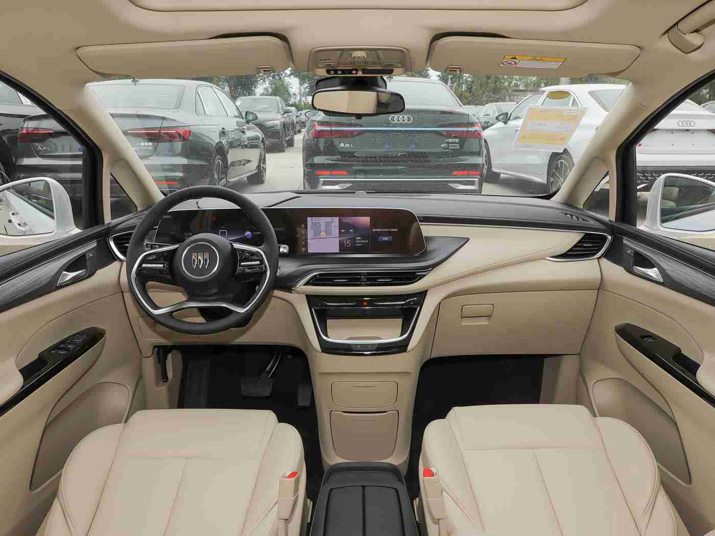 男生女生一起差差差差,男女同台竞技,挑战汽车驾驶实力,共促汽车文化发展-3