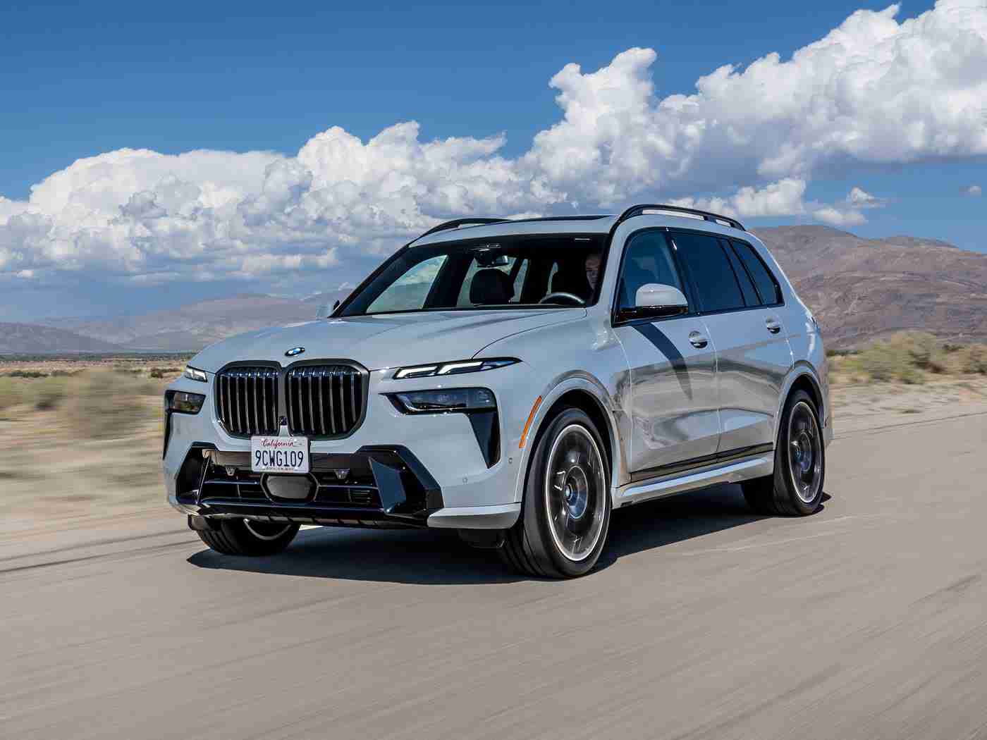 男按摩师揉我奶头和花蒂,“智能座椅创新来袭：独特按摩功能引领汽车舒适新潮流，体验前所未有的驾驶舒适度”-2