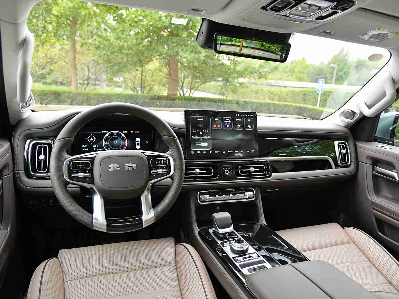 国精产品一区一区三区mba·,国精高端SUV崛起,动力强劲、内饰豪华、智能安全,引领市场新潮流-3