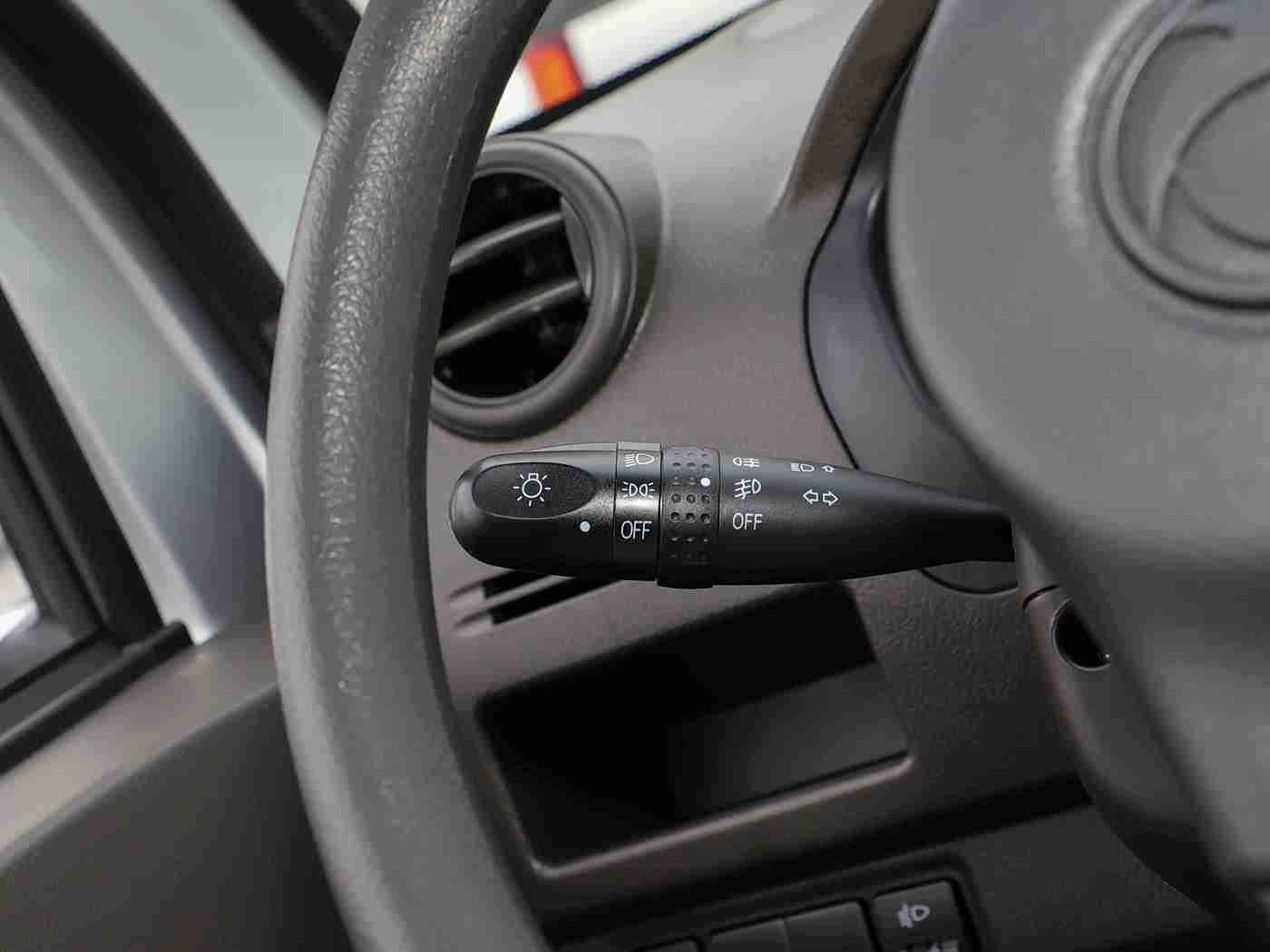 罕见精品一线天白馒头,汽车新潮流引领者：科技环保双升级，全新车型惊艳上市引期待-2