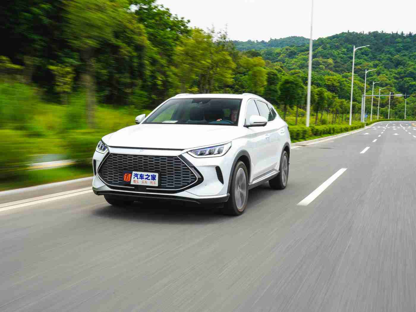 水野朝阳,汽车设计新潮流：简约环保，水野朝阳引领未来车界风尚-1