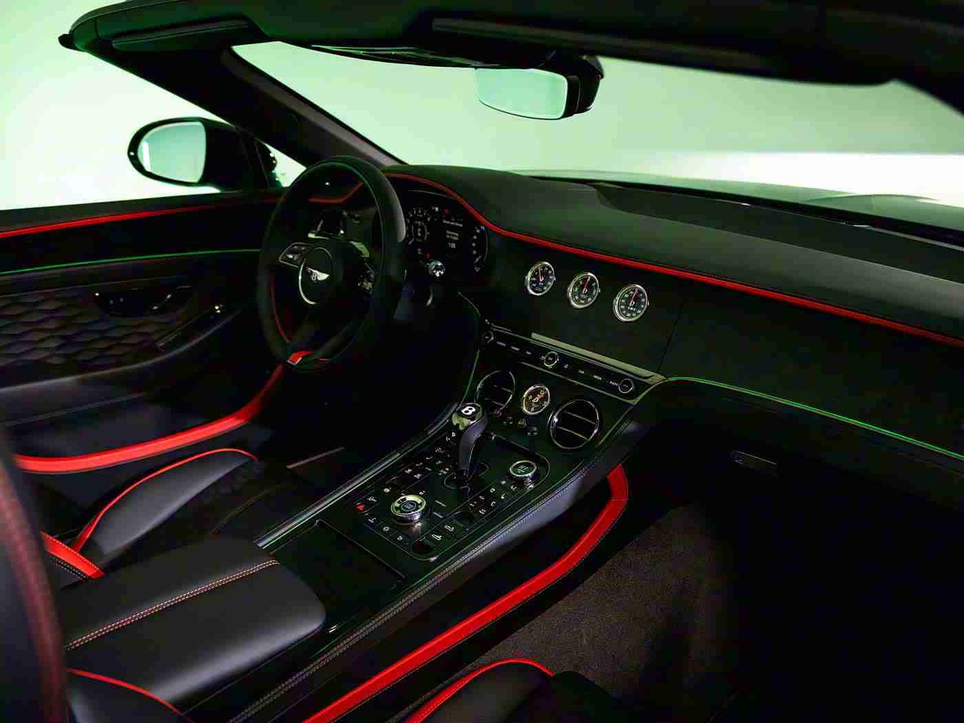 十大黄软件,汽车软件引领未来出行，智能、环保、便捷，解析十大热门汽车软件发展新趋势-1