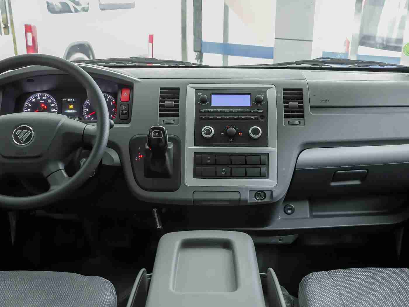 成人综合av,智能护航，安全新境界，驾驭未来每一程-1