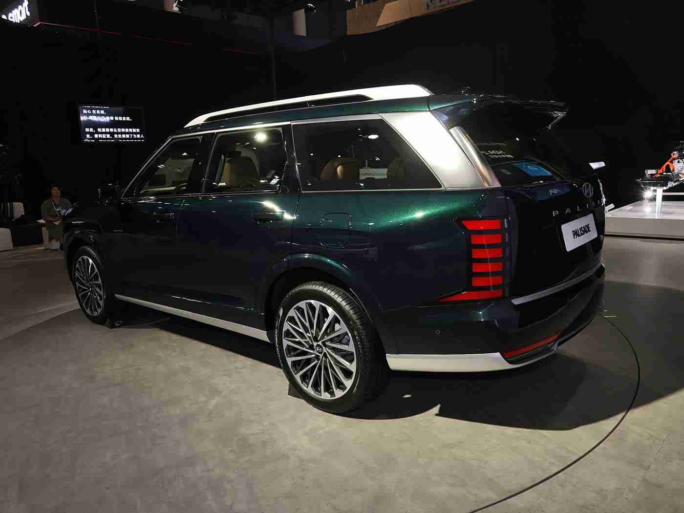 网黄软件,智能驾驶新风向：车载软件革新，汽车行业迈向未来体验-3