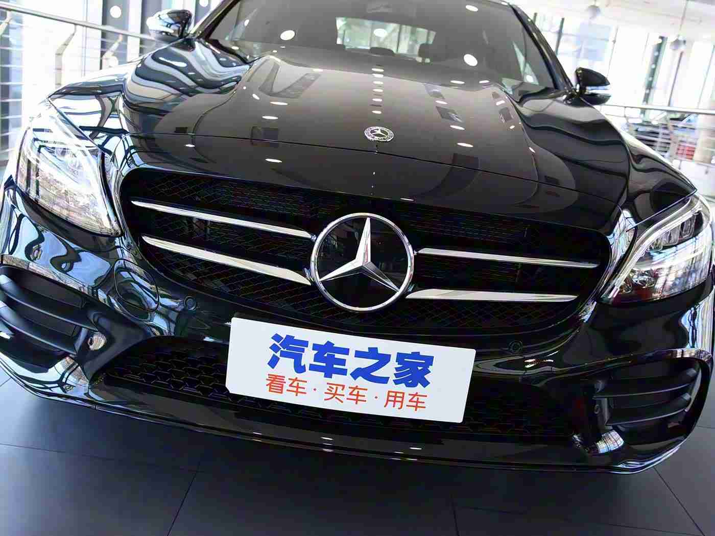 男生和女生搓搓,“性别平等新视界，女性购车需求新风向，共绘汽车行业新蓝图”-4