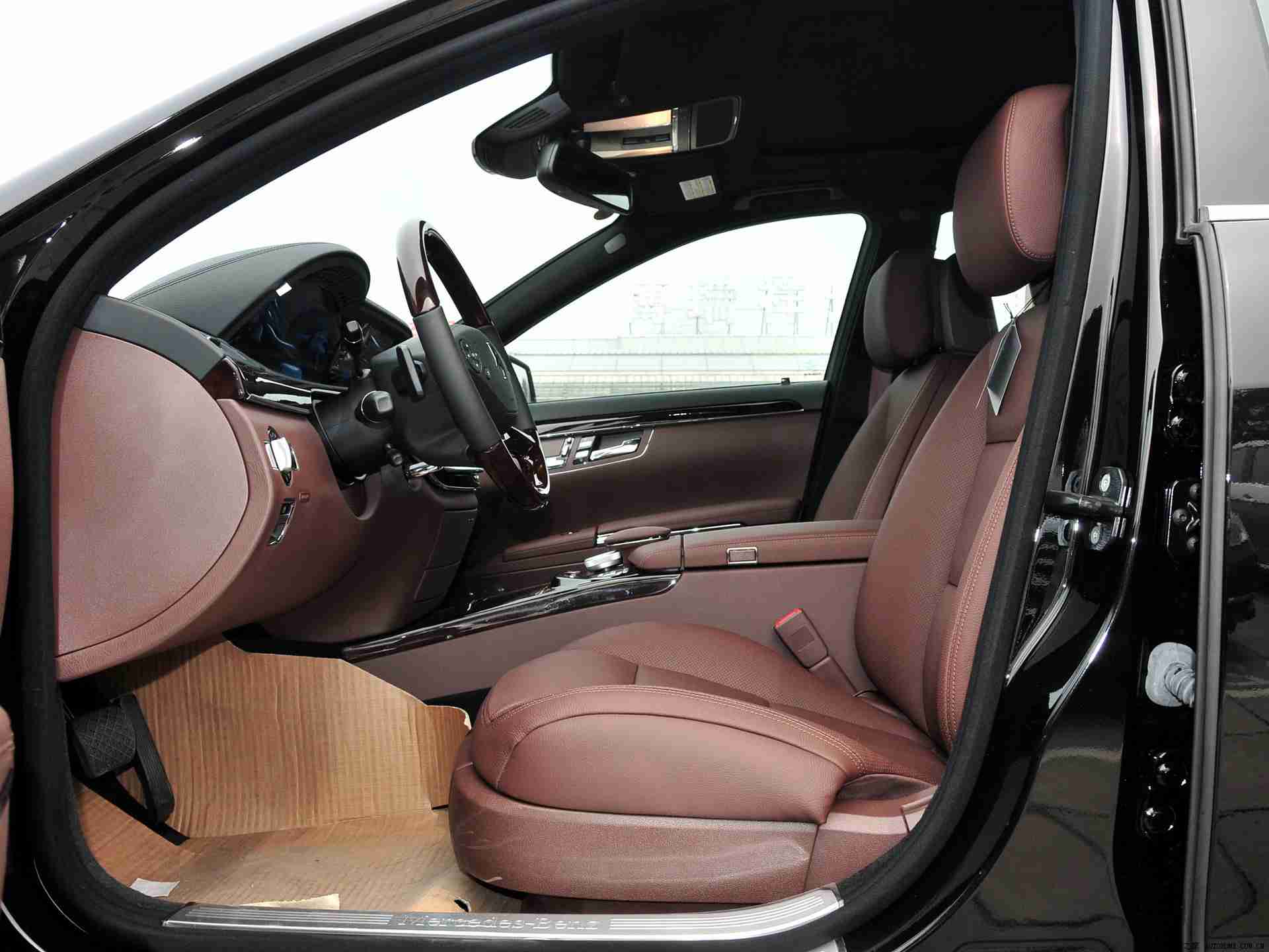 修修漫画免费漫画入口页面在线阅读下载,汽车漫画新篇章,趣味解读行业风云-2