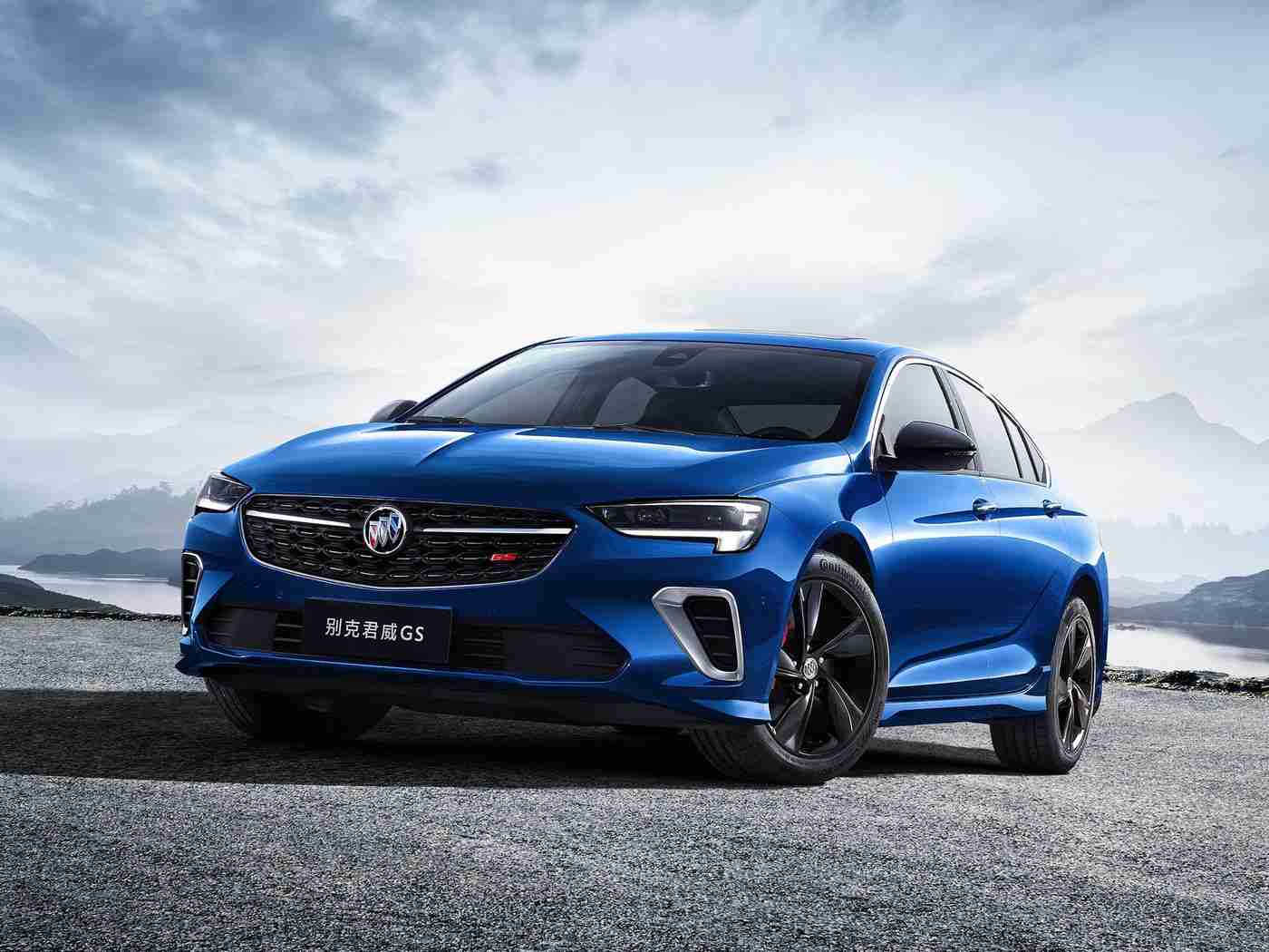 三个老外换着躁我,国际盛宴！车展三大洋友人竞速秀惊艳全场，共鉴汽车文化魅力-3