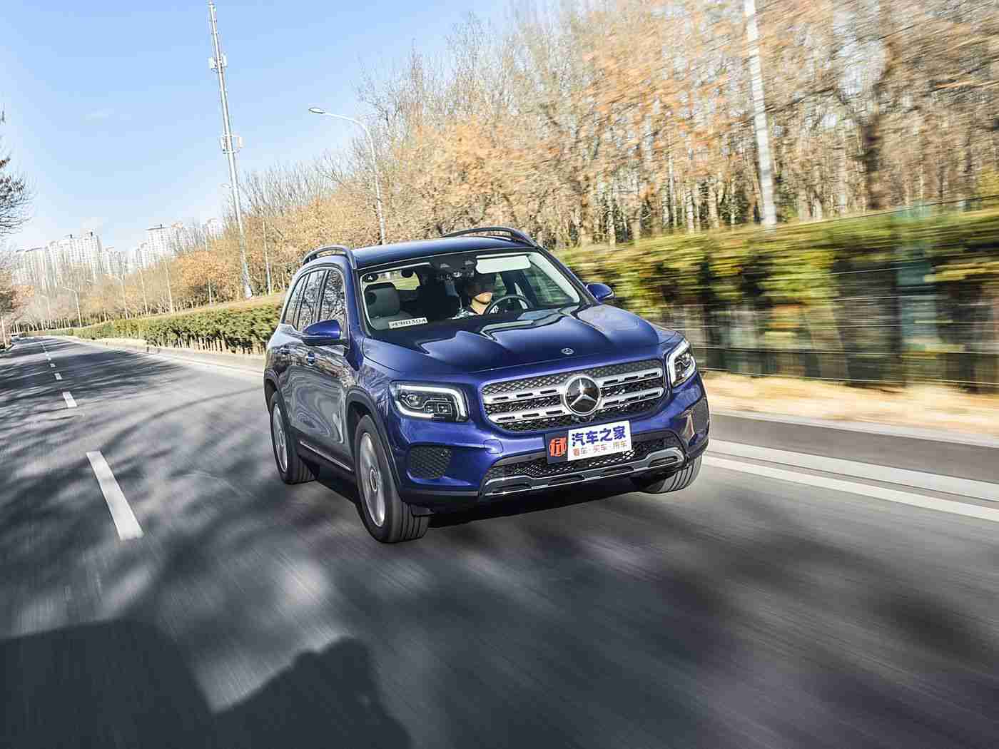 国产吃瓜,国产汽车崛起,比亚迪、吉利、红旗、哈弗多款旗舰车型引领市场潮流-1