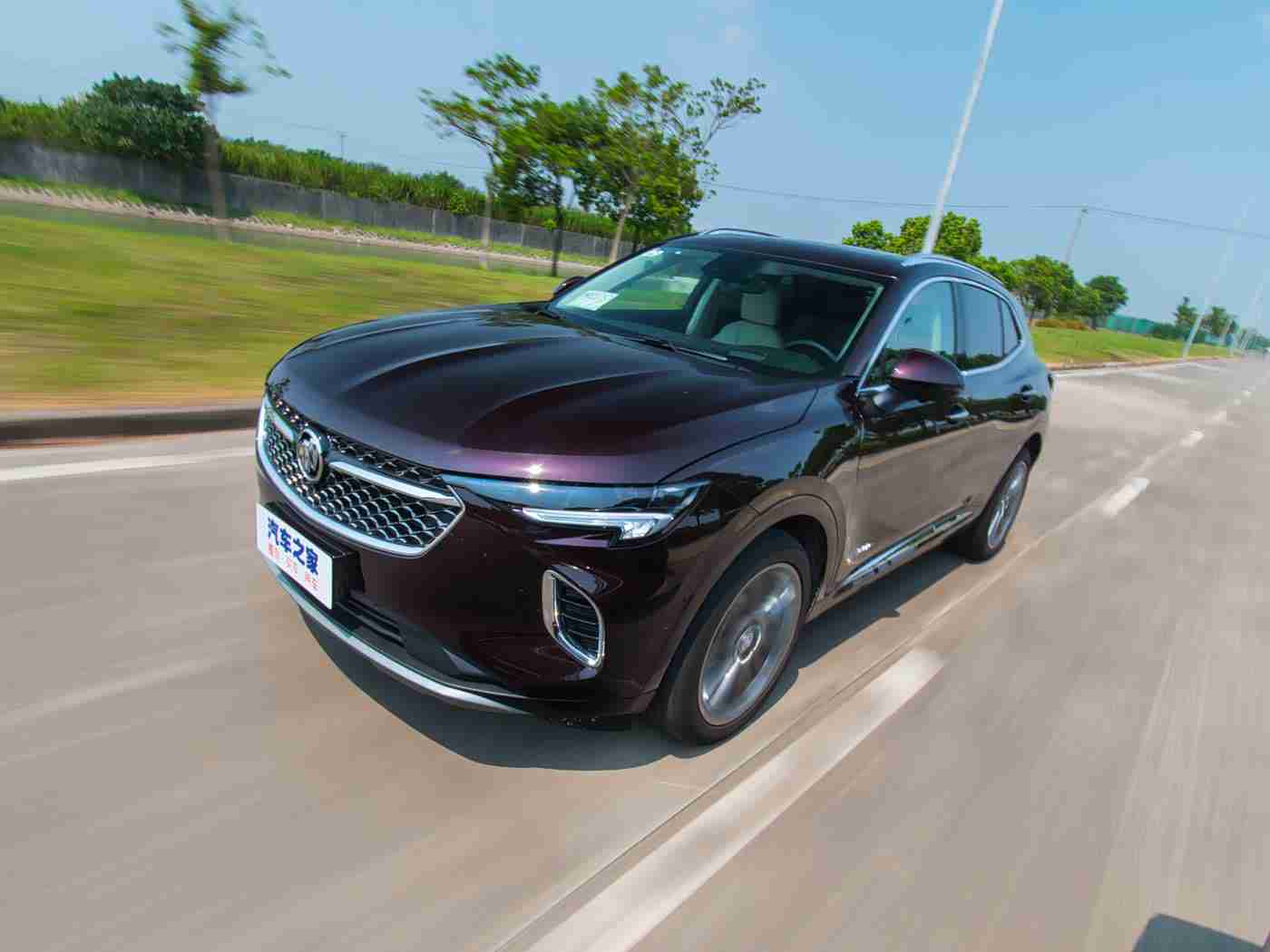 女生裸体软件,智能革命席卷汽车界：计算机视觉技术革新内饰个性化定制，未来驾驶体验颠覆想象-2