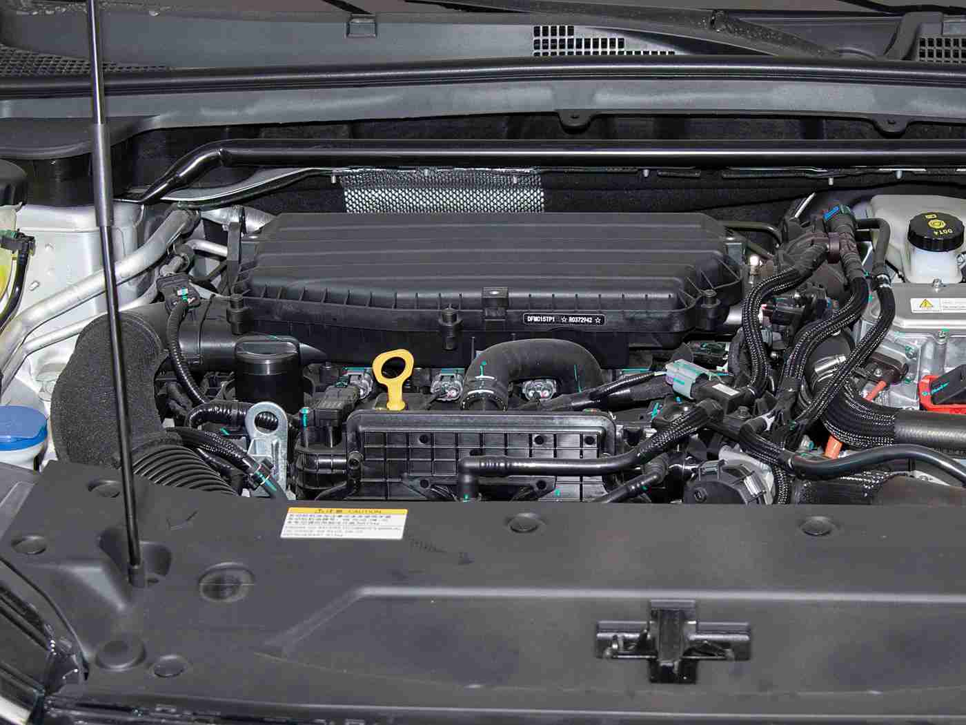 男人日女人软件,“智能驾驶新篇章：性别差异化服务引领汽车行业发展新趋势”-1