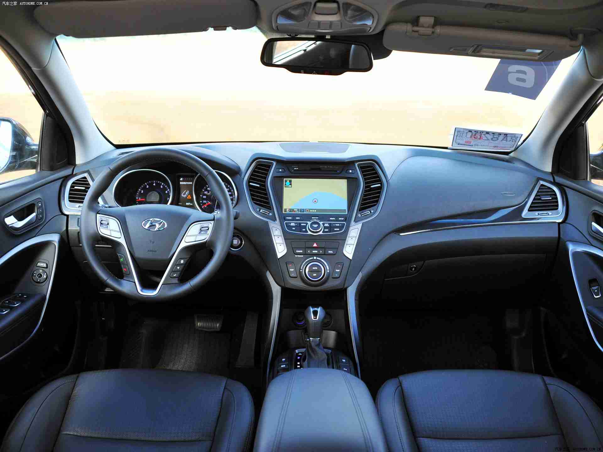 黄的软件,汽车应用革新：智能导航与社交互动，引领未来驾驶潮流-2