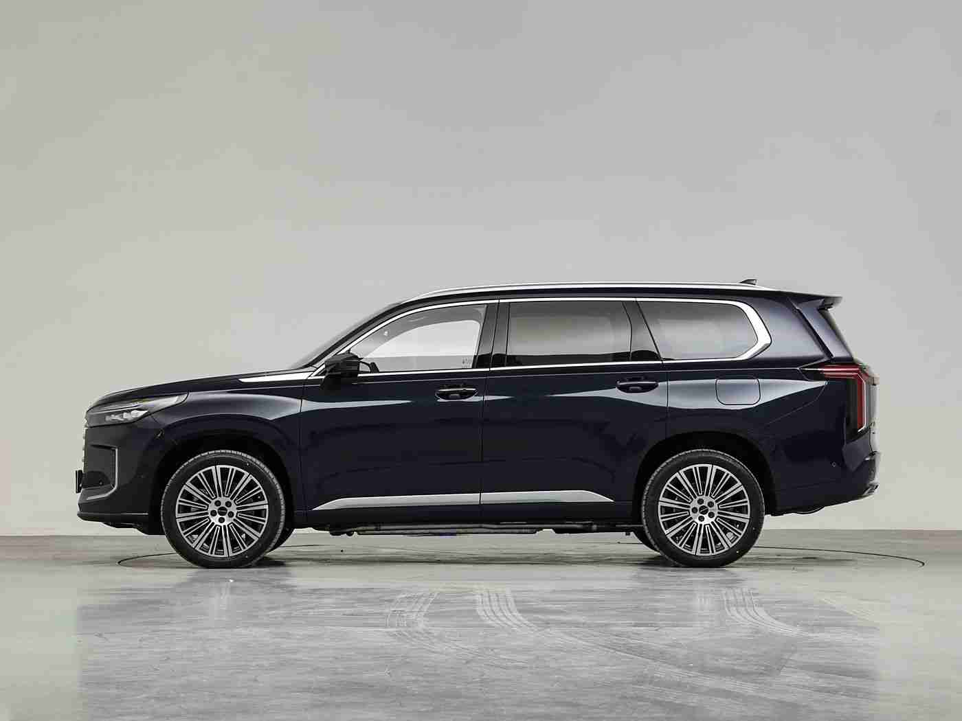 3.0.3每天无限次破解版游戏大全,汽车盛宴，智能驾驶新天地，畅享无限激情游乐-2