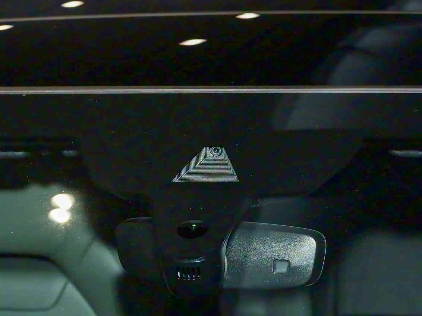 大象传媒网页版ceo入口门户官网,“绿动未来，智驾新境——新能源汽车引领智能出行浪潮”-2