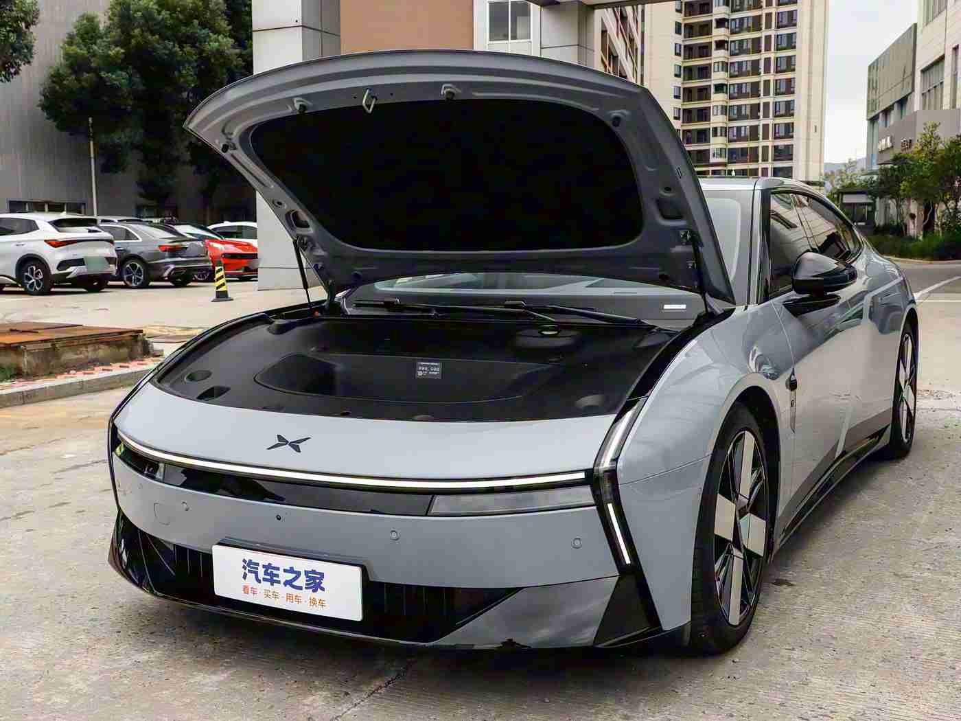 不用播放器看av,“绿色驱动，科技领航——新能源汽车魅力尽展未来风采”-4