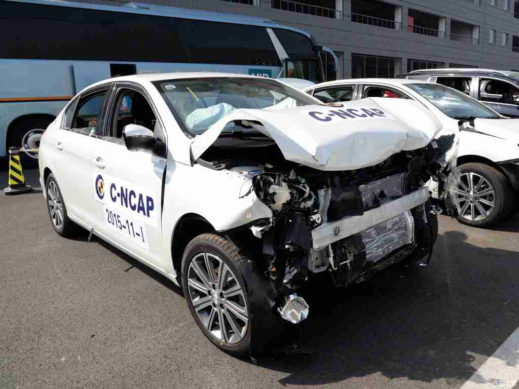 少妇亲子伦ininXXX,时尚动感外观，科技智能内饰，少妇亲子新宠汽车引领家庭出行潮流-2